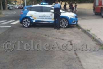 Incendio provocado a palmeras del colegio Europa (Foto Benito Zurita Pérez)